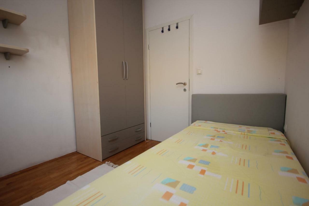 Apartment Karlo Near The Most Beautiful Beach Znjan Split Kültér fotó